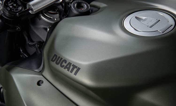 Streetfighter V2 Tank