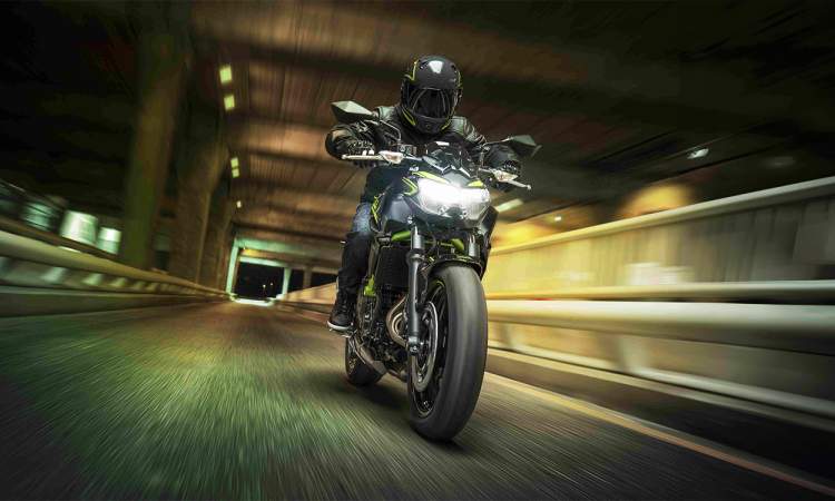 Kawasaki Bikesz650 Night View