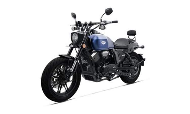 Keeway V302c Frontview