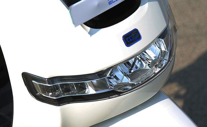 Tvs Iqube Headlight