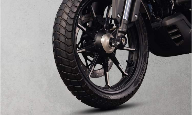 Tvs Ronin 9 Spoke And Block Tread
