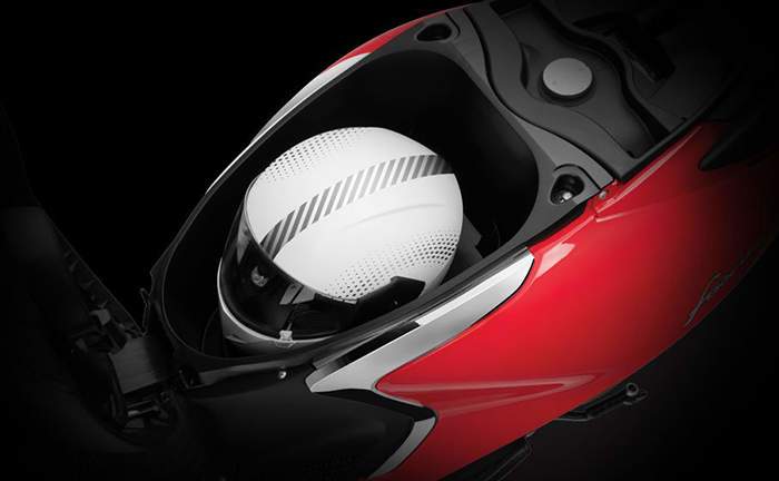 Yamaha Fascino 125 Fi Storage Seat