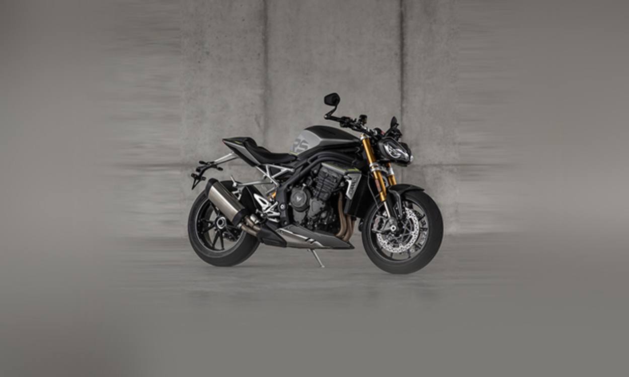 Triumph Speed Triple 1200 RS Images
