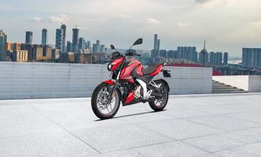 Bajaj Pulsar N250