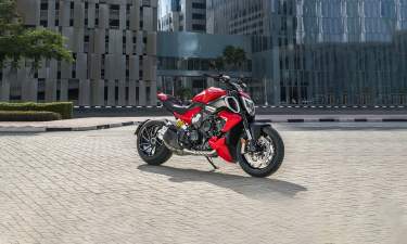 Ducati Diavel V4