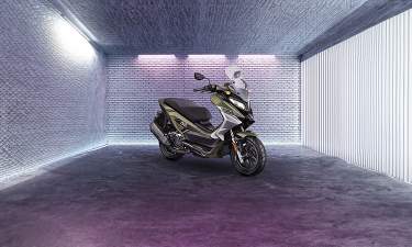 हीरो जूम 160 बाइक