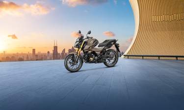 हीरो एक्सट्रीम 160R 4V बाइक