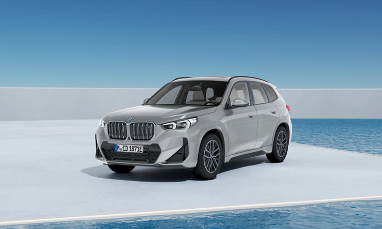 BMW iX1 Space Silver metallic