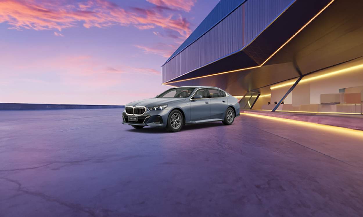 BMW 5 Series Images