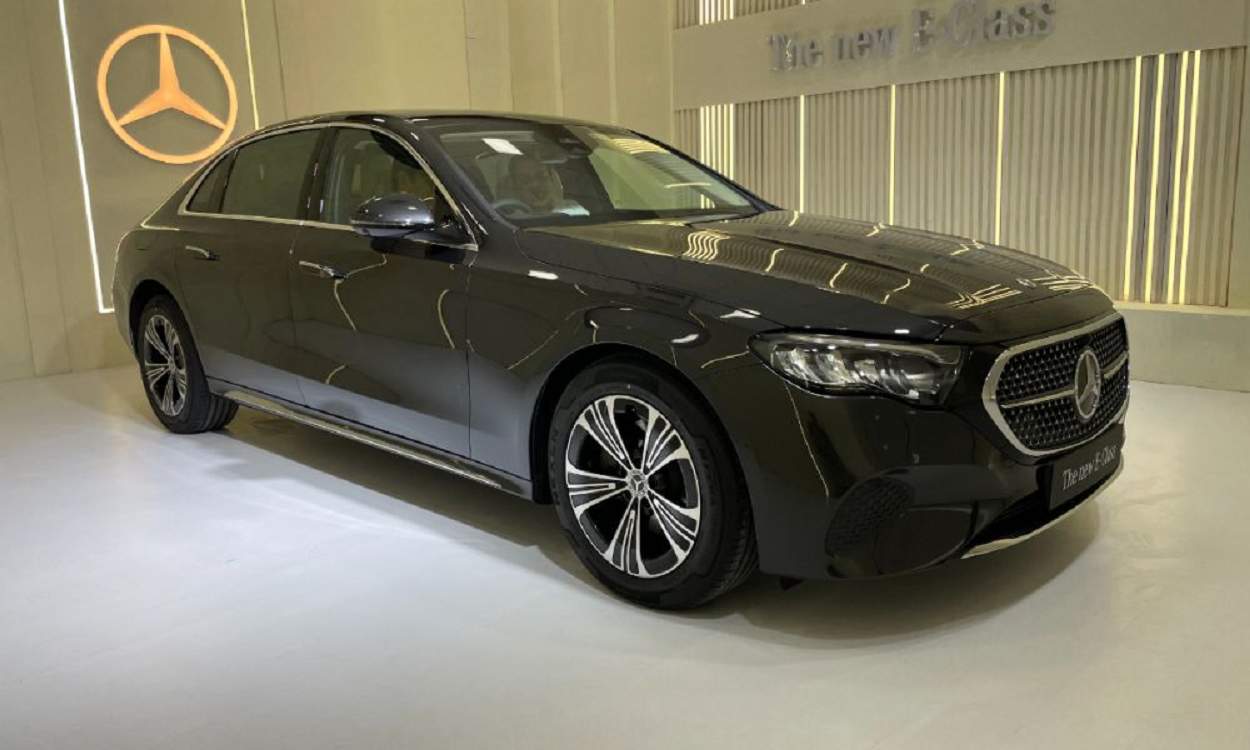 Mercedes-Benz E-Class Images