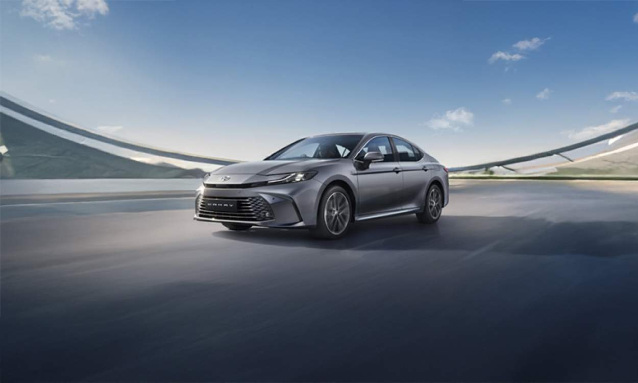 Toyota Camry Images