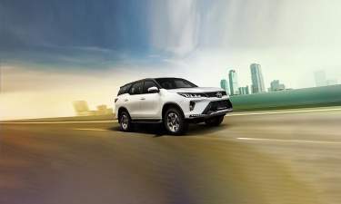 Toyota Fortuner Legender