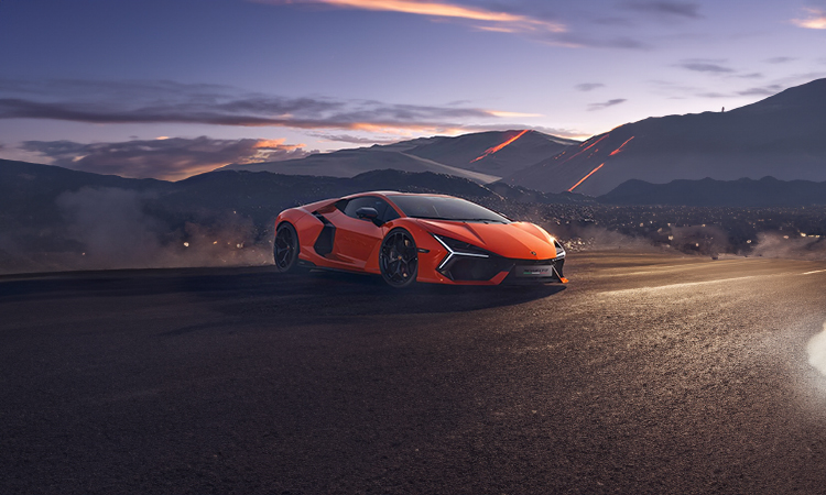 Lamborghini Revuelto Price